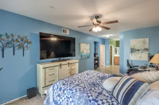 Photo #6: 2635019 Listing