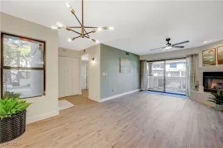 Photo #2: 2635028 Listing