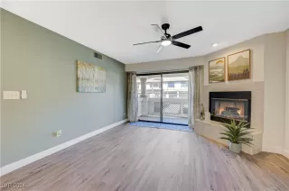 Photo #3: 2635028 Listing