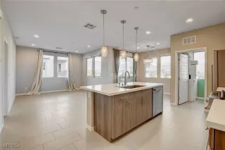 Photo #6: 2635034 Listing 