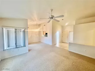 Photo #6: 2635051 Listing 