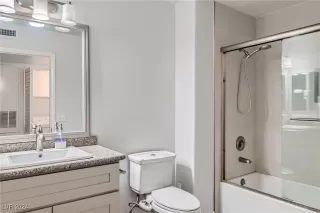 Photo #6: 2635106 Listing