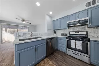 Photo #4: 2635121 Listing 