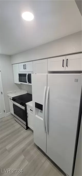 Photo #2: 2635139 Listing 