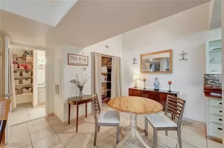 Photo #4: 2635141 Listing