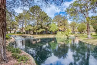 Photo #1: 2635177 Listing 