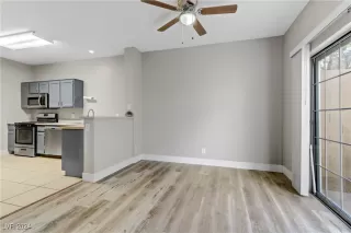 Photo #5: 2635178 Listing