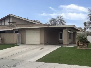 Photo #1: 2635180 Listing