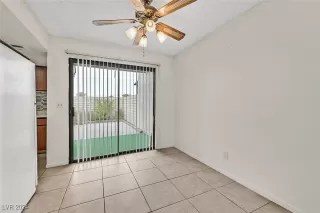 Photo #4: 2635192 Listing