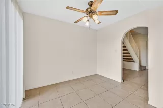 Photo #6: 2635192 Listing