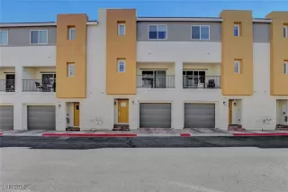 Photo #3: 2635205 Listing