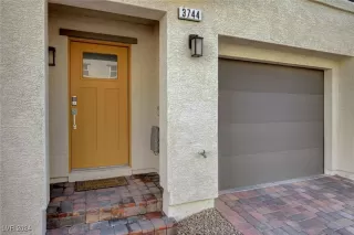 Photo #4: 2635205 Listing