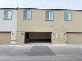 Photo #1: 2635207 Listing 