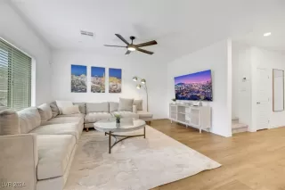 Photo #4: 2635259 Listing 