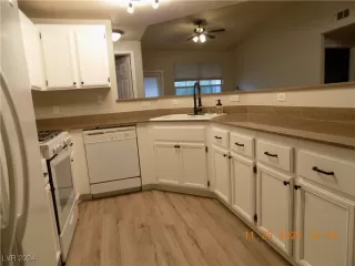 Photo #2: 2635281 Listing 