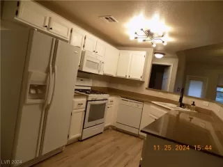 Photo #3: 2635281 Listing 