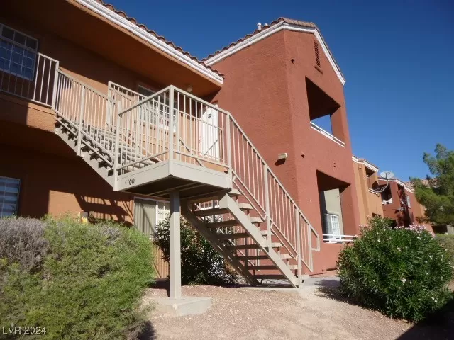 MLS: 2635385 Condo For Sale