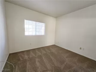 Photo #5: 2635385 Listing 