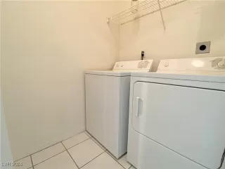 Photo #5: 2635391 Listing 