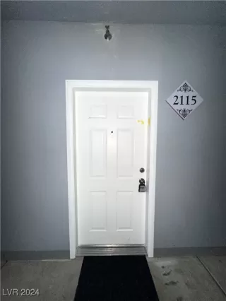 Photo #4: 2635404 Listing