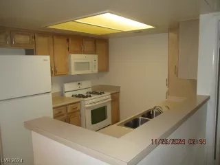 Photo #4: 2635459 Listing 