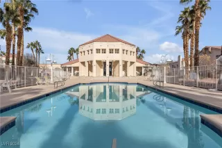 Photo #1: 2635505 Listing 