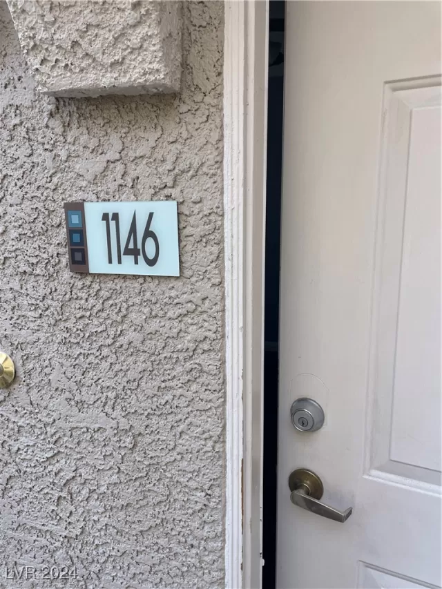 MLS: 2635512 Condo For Sale