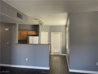 Photo #3: 2635512 Listing 