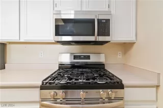 Photo #4: 2635536 Listing 