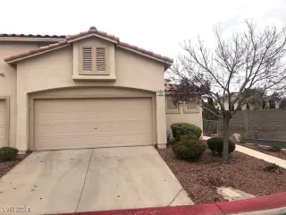 Photo #1: 2635541 Listing 