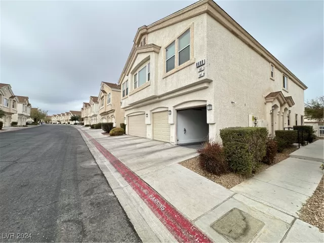 MLS: 2635573 Condo For Sale