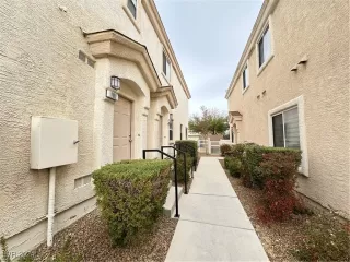 Photo #3: 2635573 Listing 