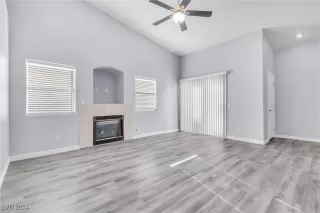 Photo #2: 2635599 Listing 