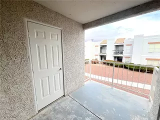 Photo #6: 2635619 Listing 