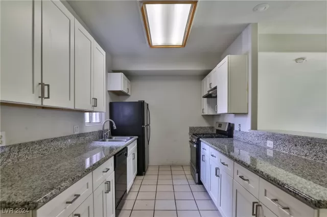 MLS: 2635632 Condo For Sale