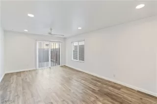 Photo #3: 2635651 Listing 