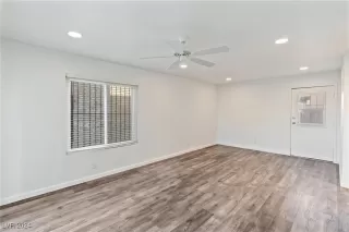 Photo #4: 2635651 Listing 