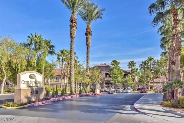 MLS: 2635656 Condo For Sale