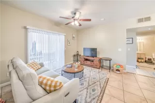 Photo #4: 2635672 Listing 