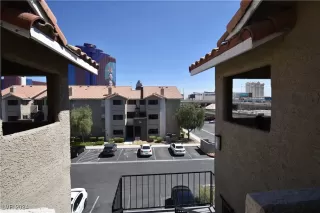 Photo #2: 2635679 Listing 