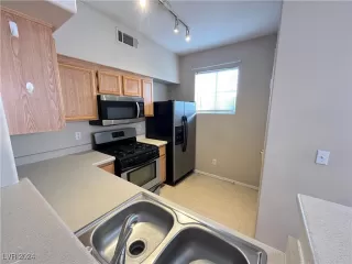 Photo #1: 2635680 Listing 