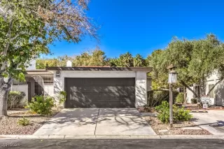 Photo #2: 2635722 Listing 