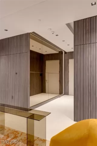 Photo #5: 2635752 Listing