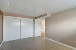 Photo #6: 2635756 Listing 