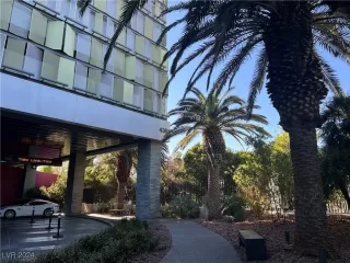 Photo #2: 2635804 Listing