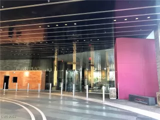 Photo #3: 2635804 Listing