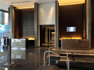 Photo #4: 2635804 Listing