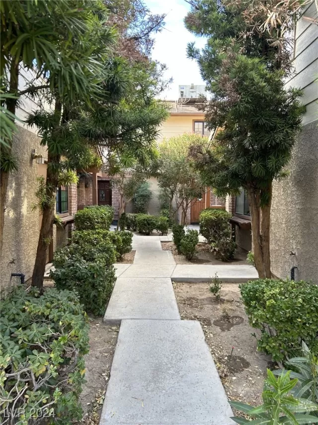 MLS: 2635811 Condo For Sale