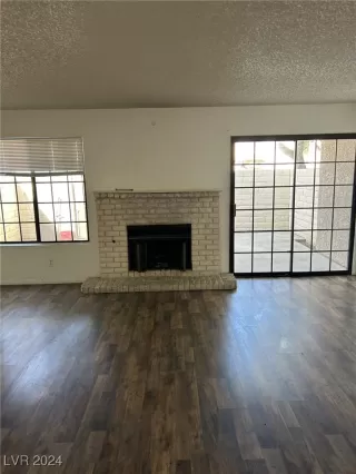 Photo #3: 2635811 Listing 