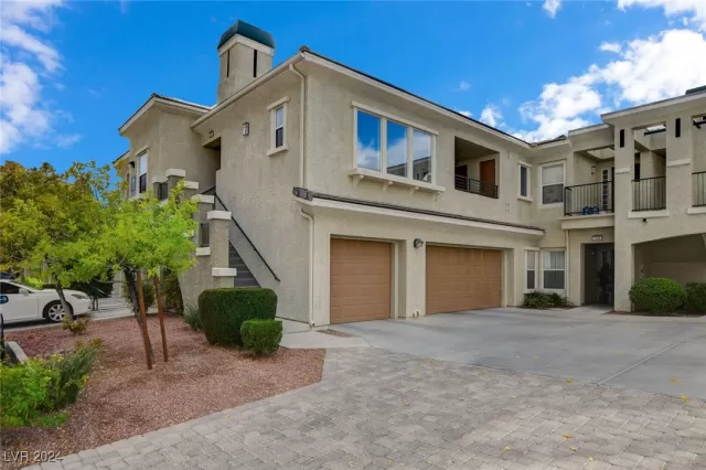 MLS: 2635823 Condo For Sale